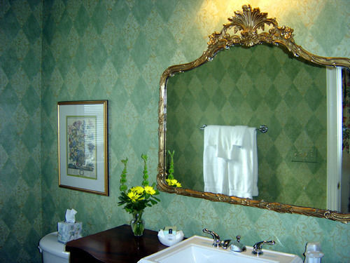 אייקן Carriage House Inn מראה חיצוני תמונה